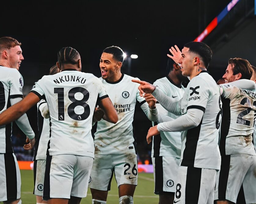 Gallagher and his Chelsea teammates celebrate stoppage timewinner against Crystal Palace. Credit (X/Chelsea)