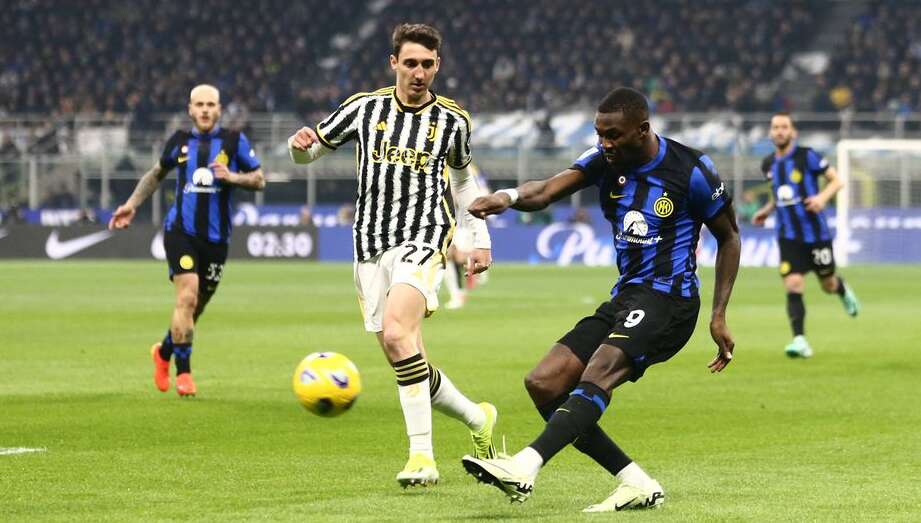 Marcus Thuram takes shot at goal for Inter Milan vs Juventus 