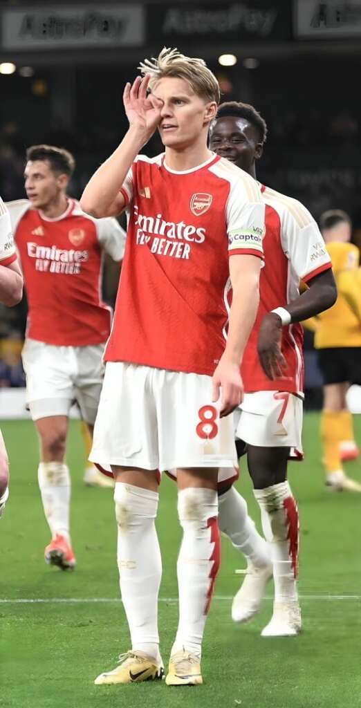 Martin Odegaard scores the second goal vs Wolves as Arsenal gear up for the London derby against Chelsea