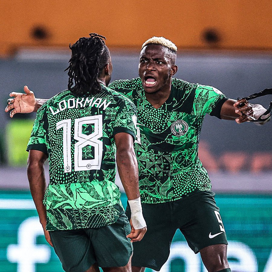 Ademola Lookman celebrates with Victor Osimhen during Nigeria's win over Cameroon in the Round of 16