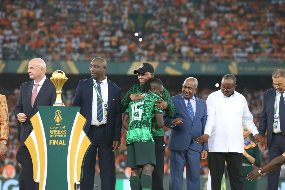 Moses Simon receives his medal after Nigeria's AFCON final loss to Ivory Coast (Photo Credit /Moses Simon/X)